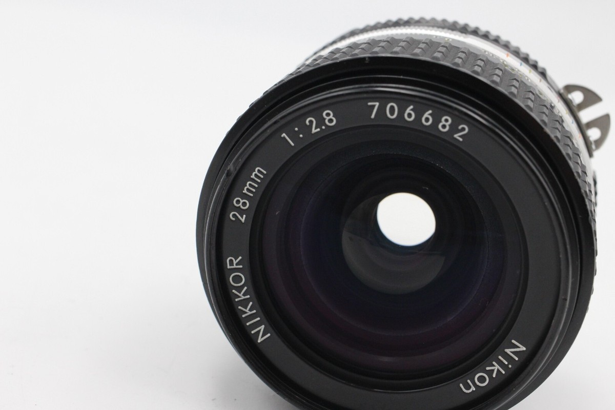 EXC5+ ] Nikon Ai-s Ais Nikkor 28mm f/2.8 MF Wide Angle Lens