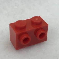 LEGO 11211 Red Brick, Modified 1 x 2 with Studs on 1 Side (x1)