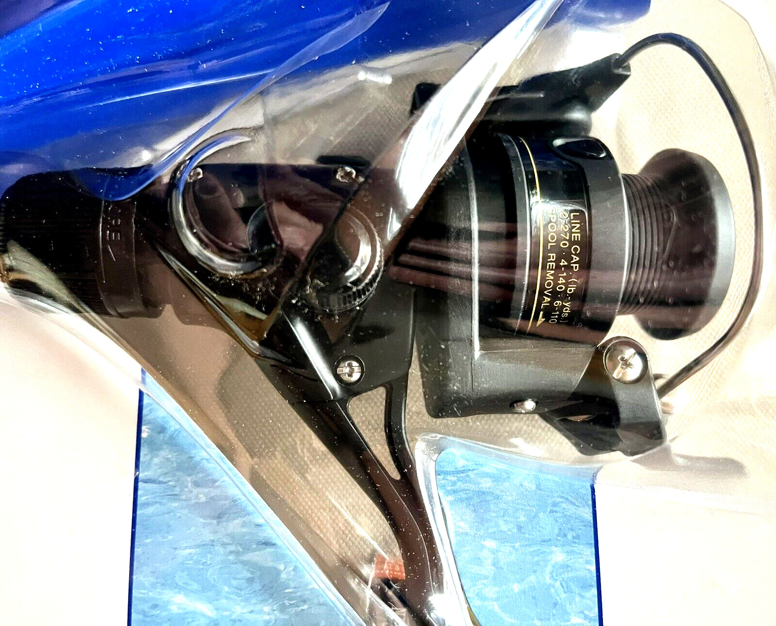 SHIMANO IX 1000R SPINNING REEL 4.1:1 Ratio Quick Fire II Self Centering Bail NIP