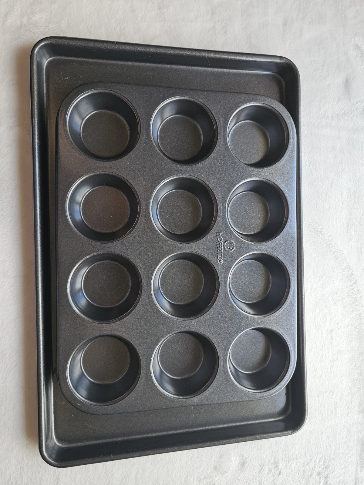 Hoffritz Baking Sheet And Muffins,cupcakes Dish In Used Condition
Opens in a new window or tab