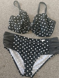 LASCANA Bikini Neu in Größe 46 E plus neue Bikinihose LASCANA in 44