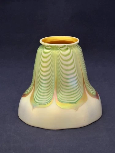 STEUBEN QUEZAL FOSTORIA Art Nouveau Arts & Crafts Mission era blown glass shade