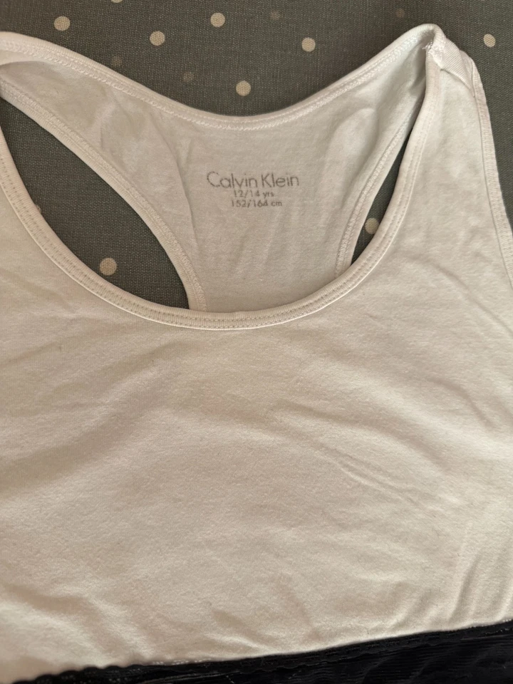 Lot 2 brassières 12-14 ans Calvin Klein - Photo 2/4