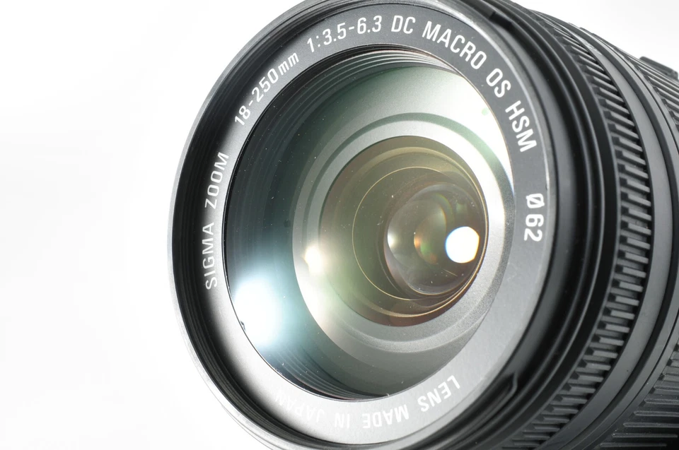 [Near MINT] Sigma 18-250mm F/3.5-6.3 DC Macro OS HSM for Canon Lens JAPAN #44 - Image 3 of 4