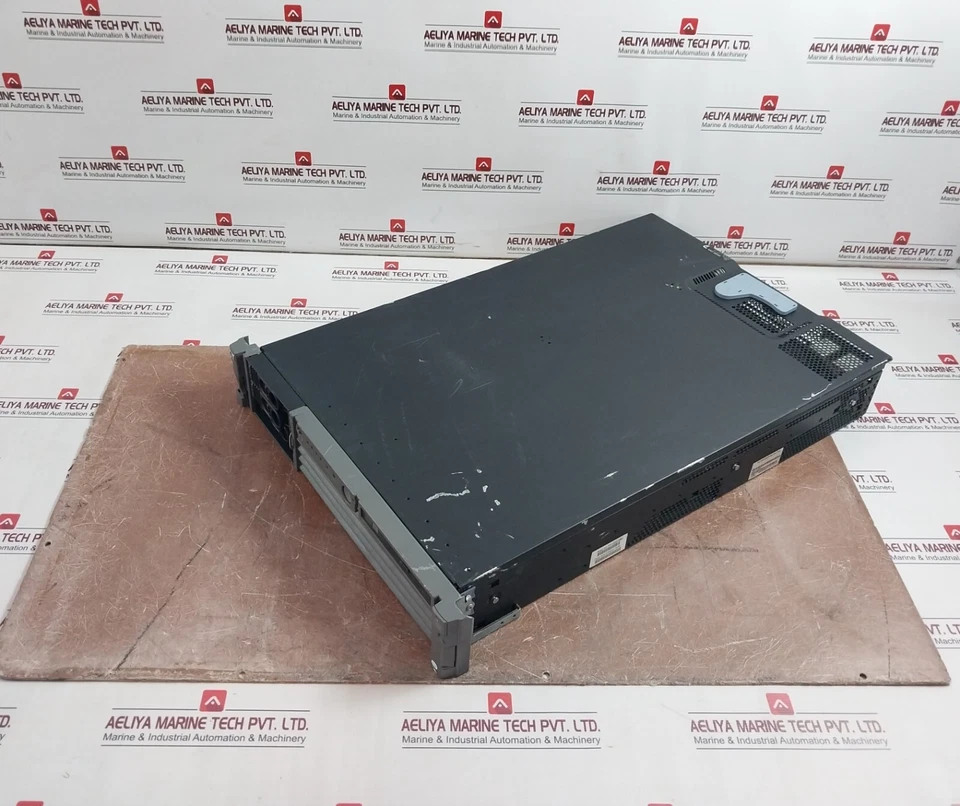 HP RX2620 Integrity Server AB331A Rev.A 8A 100-127V- 50/60HZ HPC2 10000RPM - Image 4 of 4