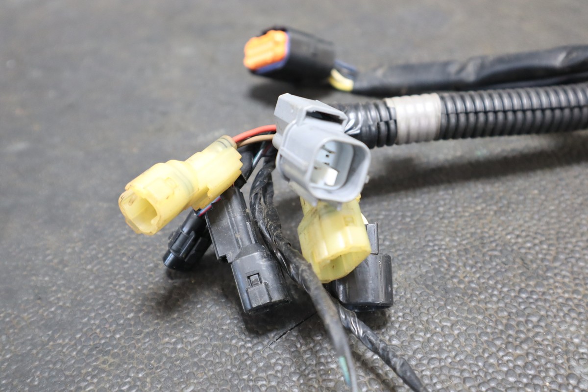 s-l1200.jpg s-l1200.jpg