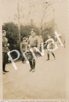 Foto WK2 Nachrichten Ersatz Abteilg Ltn. Thomsen Obltn. Thielmann Saint-Lô M1.56