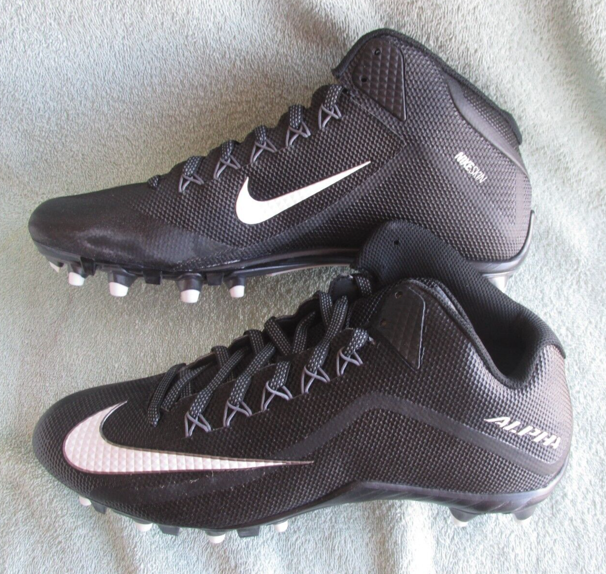 NIKE ALPHA PRO 2 TD LOW FOOTBALL CLEATS BLACK WHITE SIZE 12  display picture 1