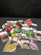 20 Pc Mixed Lot New Embroidered Appliques Patches Tropical Exotic Birds Novelty