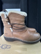 UGG Women  s Size 7 Full Grain Leather Chestnut Brown Shearling-Lined Ankle Boots