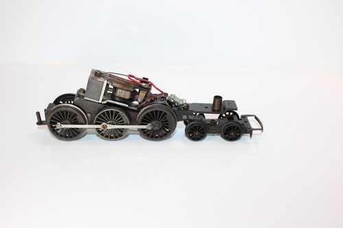 Triang OO Gauge LNER/BR B12 Class 4-6-0 Motorised Loco Chassis - Jerky Runner - Picture 3 of 6