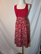 Red Sleeveless Floral Midi Dress with Scoop Neck Women's Medium/Large