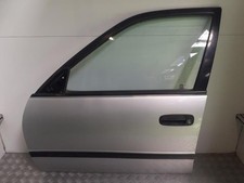 Porte avant et accessoires Toyota COROLLA