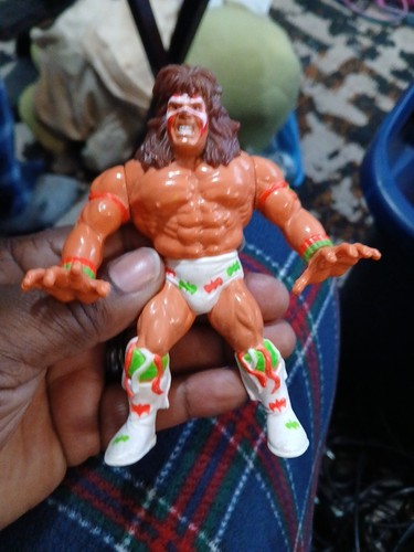WWF Ultimate Warrior Hasbro Series 2 VTG Wrestling...