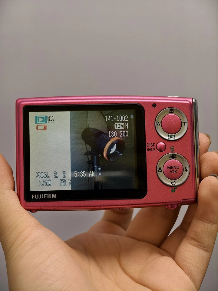 FUJIFILM FinePix Z20fd 10.0MP 3x Optical Zoom Digital Camera English Pink - Image 2 of 4