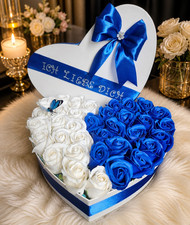 Handmade Herz-Geschenkbox Rosenmuster Blau/We...