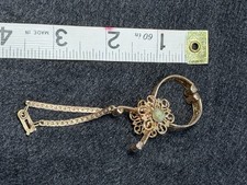 Vintage Gold Tone Filigree Glove Clip Fashion Accessory