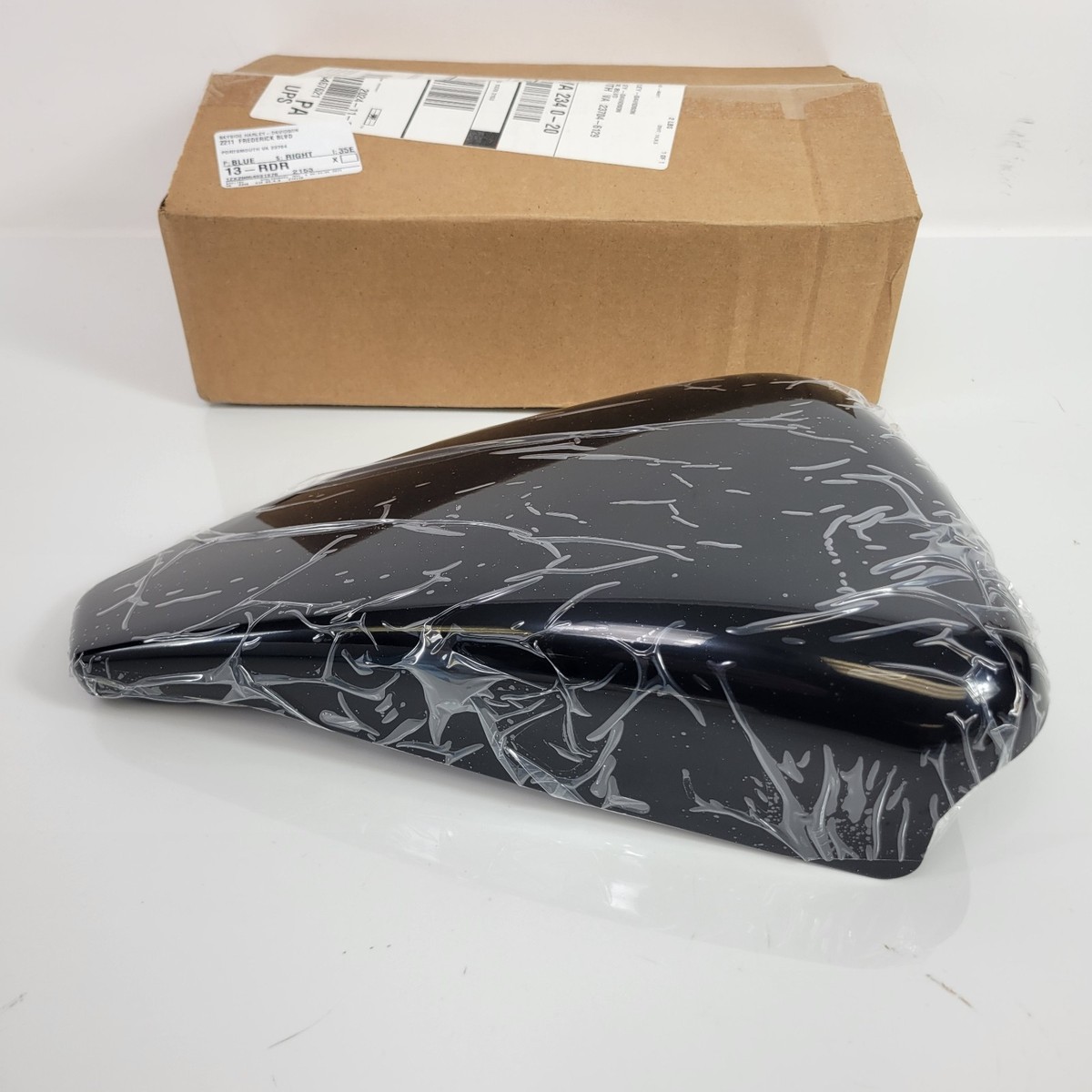 19 Harley-Davidson Sportster 883 Iron Black OEM Left Side Frame