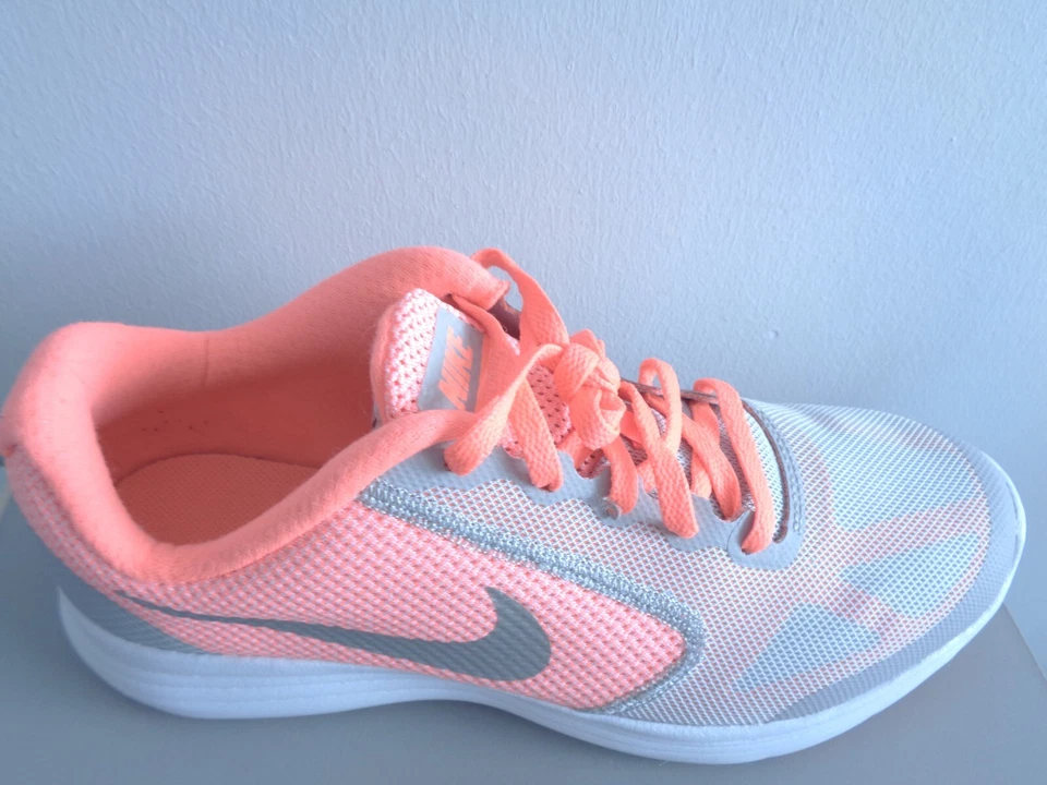 Nike Revolution 3 (GS) Sneaker Schuhe 819416 00 UK 5 EU 38 US 5,5 Y NEU + KARTON - Bild 2 von 4