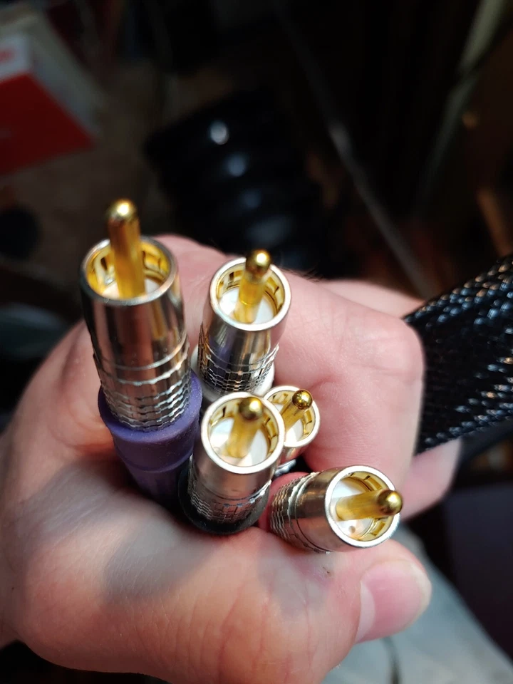 Canare 6 Channel SACD Audio Cable -  RCAP-C42 RCA Male - LV-61S Insulated 54" - Image 3 of 4