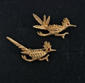 Authentic Vtg Roadrunner Brooch Pin Set Of 2 Different Designs 10k Gold Plated Rhinestone