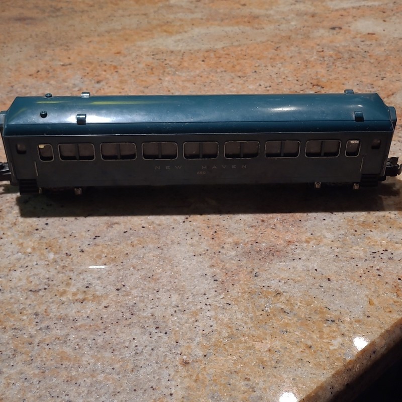 American Flyer O Gauge New Haven 650 Passenger Car Blue Lighted Interior Detail