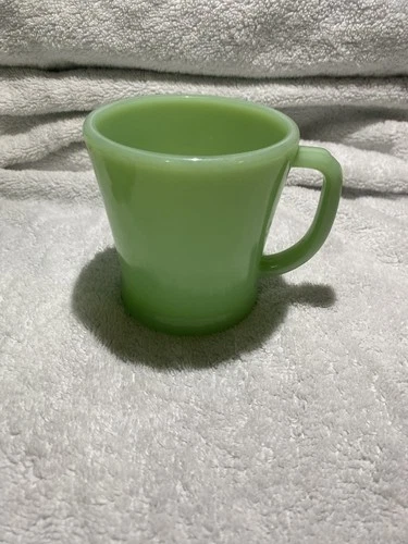 Vintage 1950s Anchor Hocking Fire King Jadeite Green Coffee Mug Green D Handle