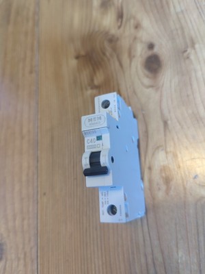 MEM MCH140 - 40a Typ C einpolige MCB, NEU, SCHNELLER VERSAND 