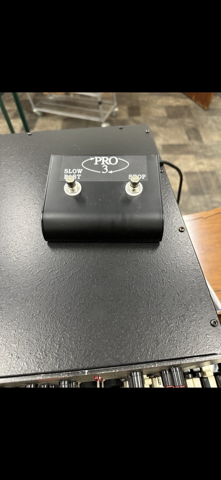 Motion Sound R3-147 Rackmount Leslie Speaker Real Rotating Horn Excellent VIDEO