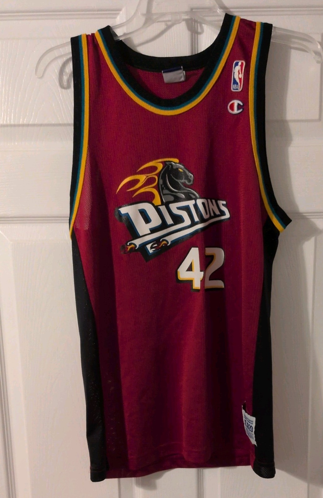 Champion Youth XL 18-20 Red Detroit Pistons #42 Jerry Stackhouse Jersey Vintage