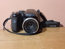 FUJI FINEPIX DIGITAL CAMERA - S5800 8.0 Mp BRIDGE CAMERA