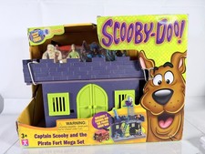 Scooby-Doo! Pirate Fort Mega Set Captain Play...
