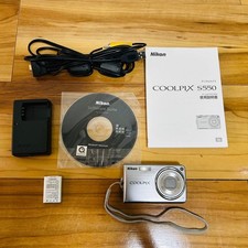 Excellent Nikon COOLPIX S550 Silver with Accessories Working