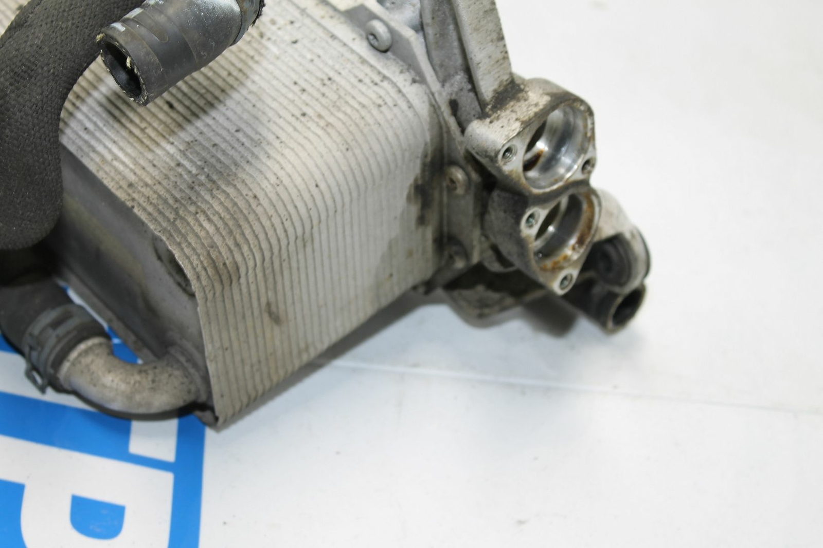 16-21 AUDI R8 V10 PLUS OEM LH LEFT DRIVERS ENGINE OIL COOLER HOUSING 4S0117223