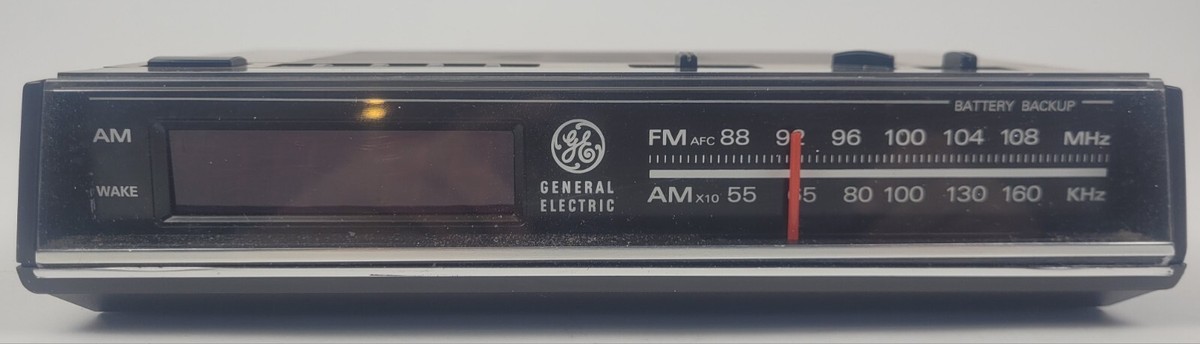 General Electric AM/FM Alarm Clock Radio Model 7-4624B | eBay