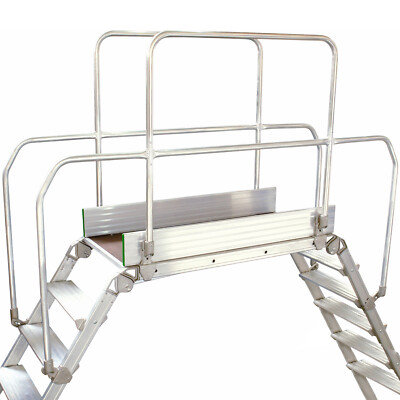 4 Stufen Industrie Überbrückentreppe & Griff Kreuzleiter 0,9m x 0,5m Plattform