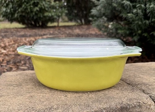 VTG Pyrex Cinderella Avocado Verde Green 1.5 Qt Casserole Dish W/Lid USA MCM