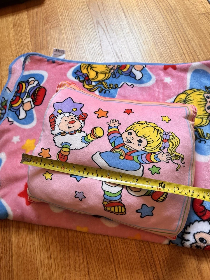 Manta de viaje Rainbow Brite 40" x 50" y almohada 14"x14"  Foto 3 de 4