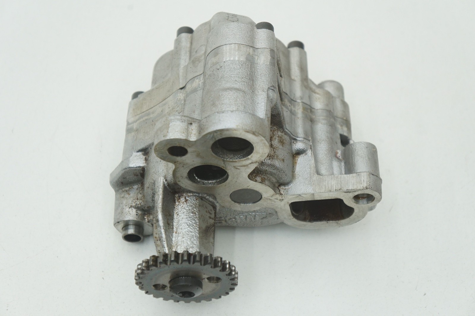 4.3l V8 Engine Dry Oil Scavenge Pump OEM 6G33-6600-BB Aston Martin V8 Vantage 07