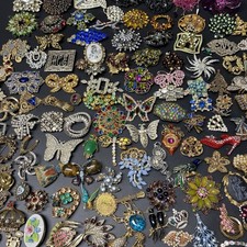 Huge Lot 125 AS IS Antique Vintage RHINESTONE BROOCH Pins Harvest Repair Craft