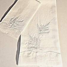 Vintage MADEIRA Hand Embroidery Guest Towels - FERN w/ ORGANDIE - FREE SHIP