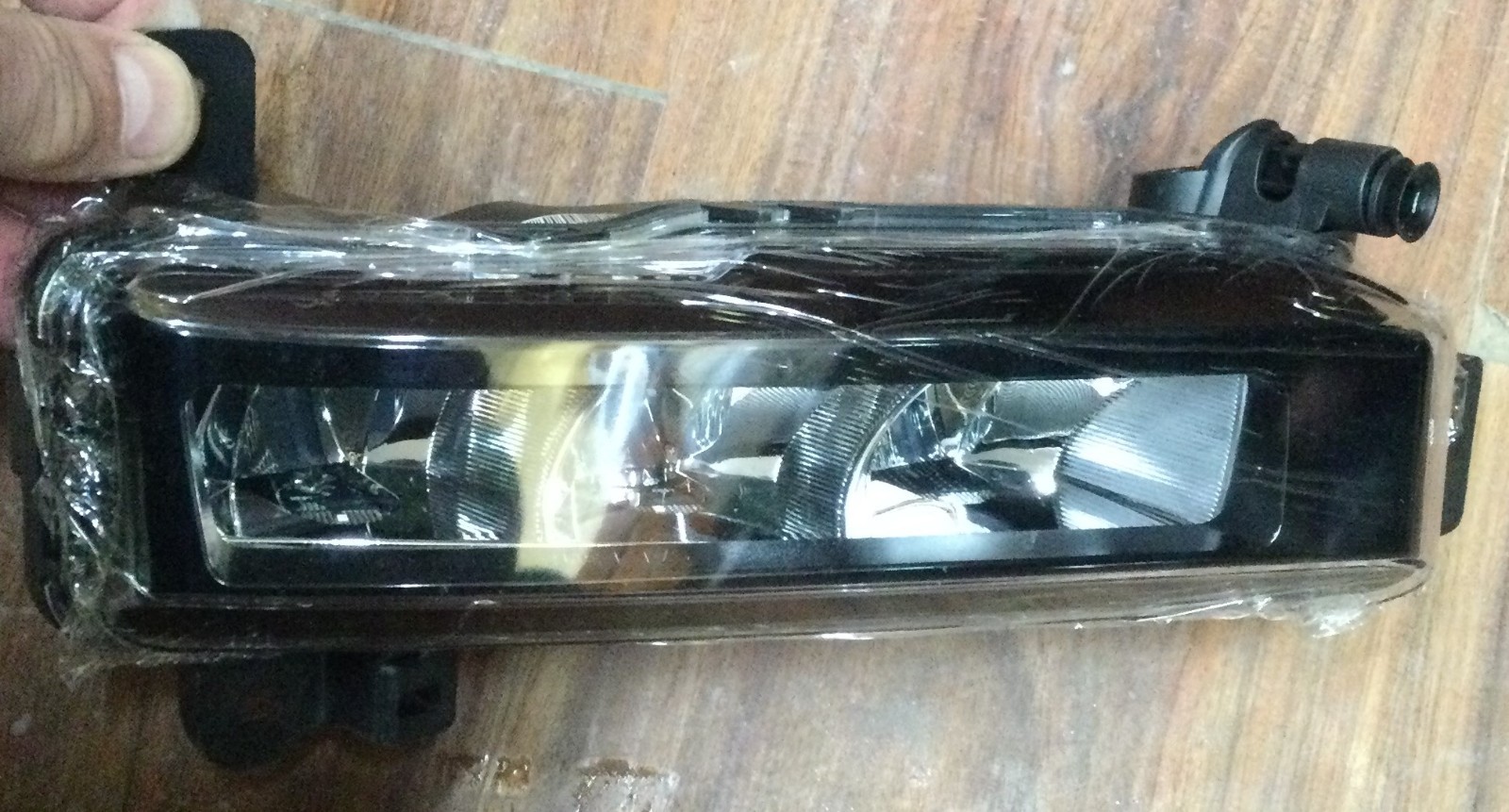2020-2024 BMW 320i and 330e Front Fog Light DEPO 20220406
