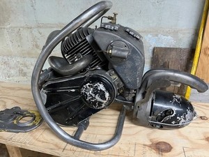 Clinton 3A3 Chainsaw