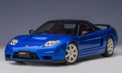 73218 AUTOart 1:18 Honda NSX-R (NA2) (Long Beach Blue Pearl) model