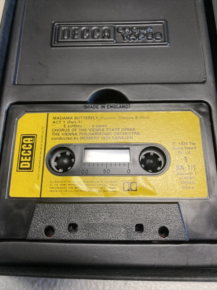 Puccini Madama Butterfly Karajan Boxed set 2 cassettes OSA513110 - Image 4 of 4