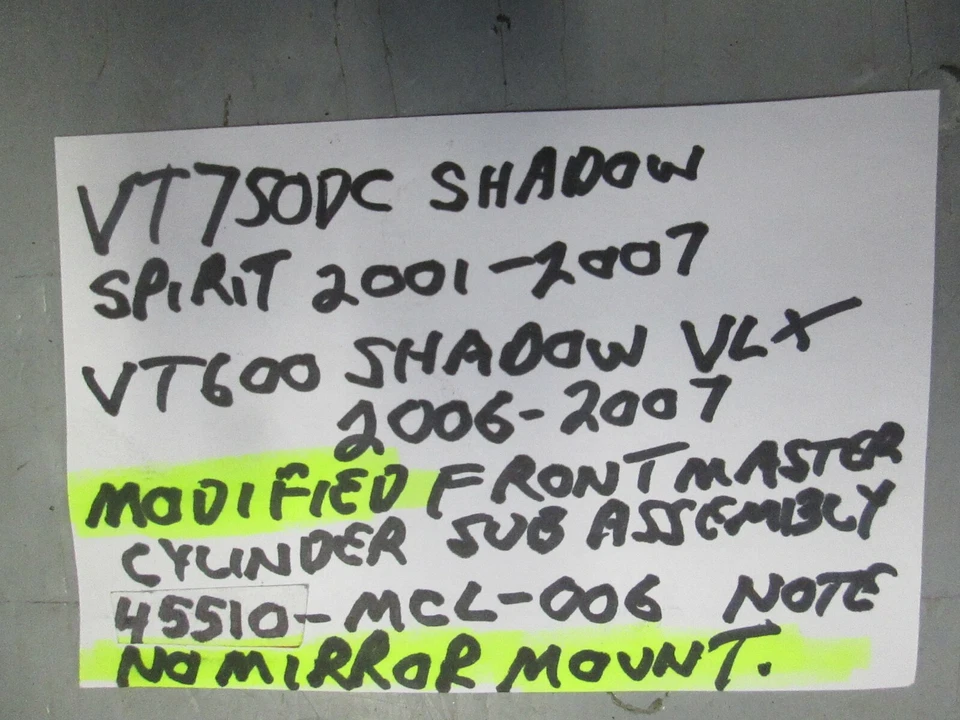 Cilindro maestro delantero VT750DC Shadow Spirit (modificado) 2001-2007 45510-MCL-006 Foto 4 de 4