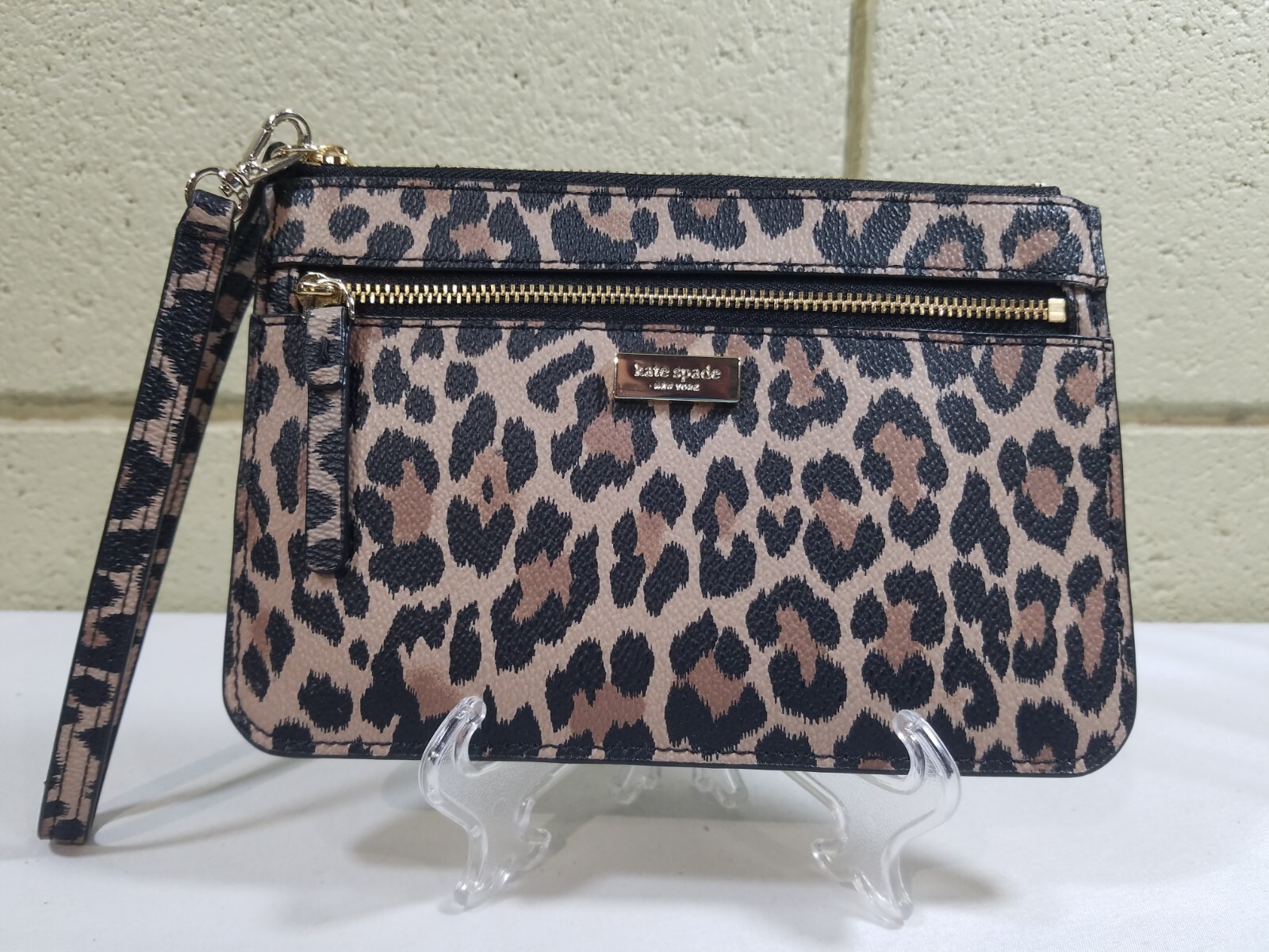 Authenticated Kate Spade Leopard Print Double Zip Wri… Gem
