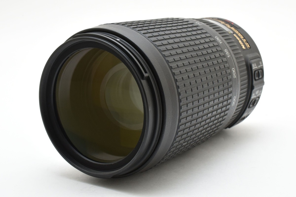 Nikon AF-S NIKKOR 70-300mm f/4.5-5.6 G ED VR Lens From Japan