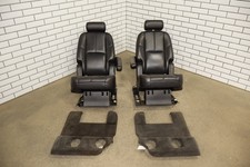 2007-2014 Gmc Yukon 2nd Row Captain Chairs Leather Ebony Swb 2007-2014 Gmc Yukon 2nd Row Captain Chairs Leather Ebony Swb