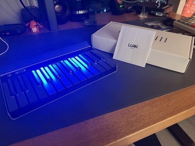 ROLI Lumi Keys Studio Edition Light Up Midi Keyboard BLACK Piano M